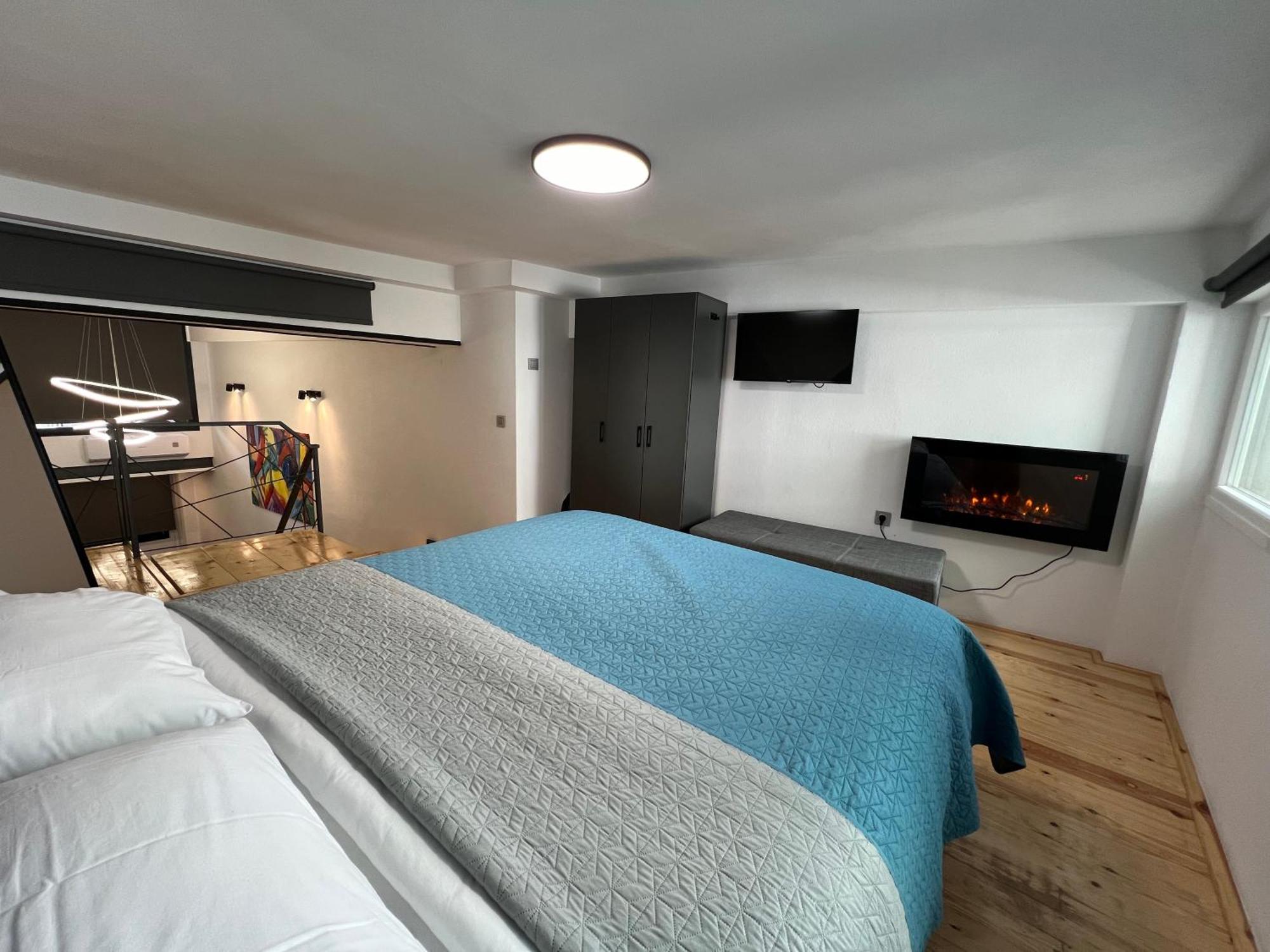 City Center Loft With Private Parking Kavala Eksteriør billede