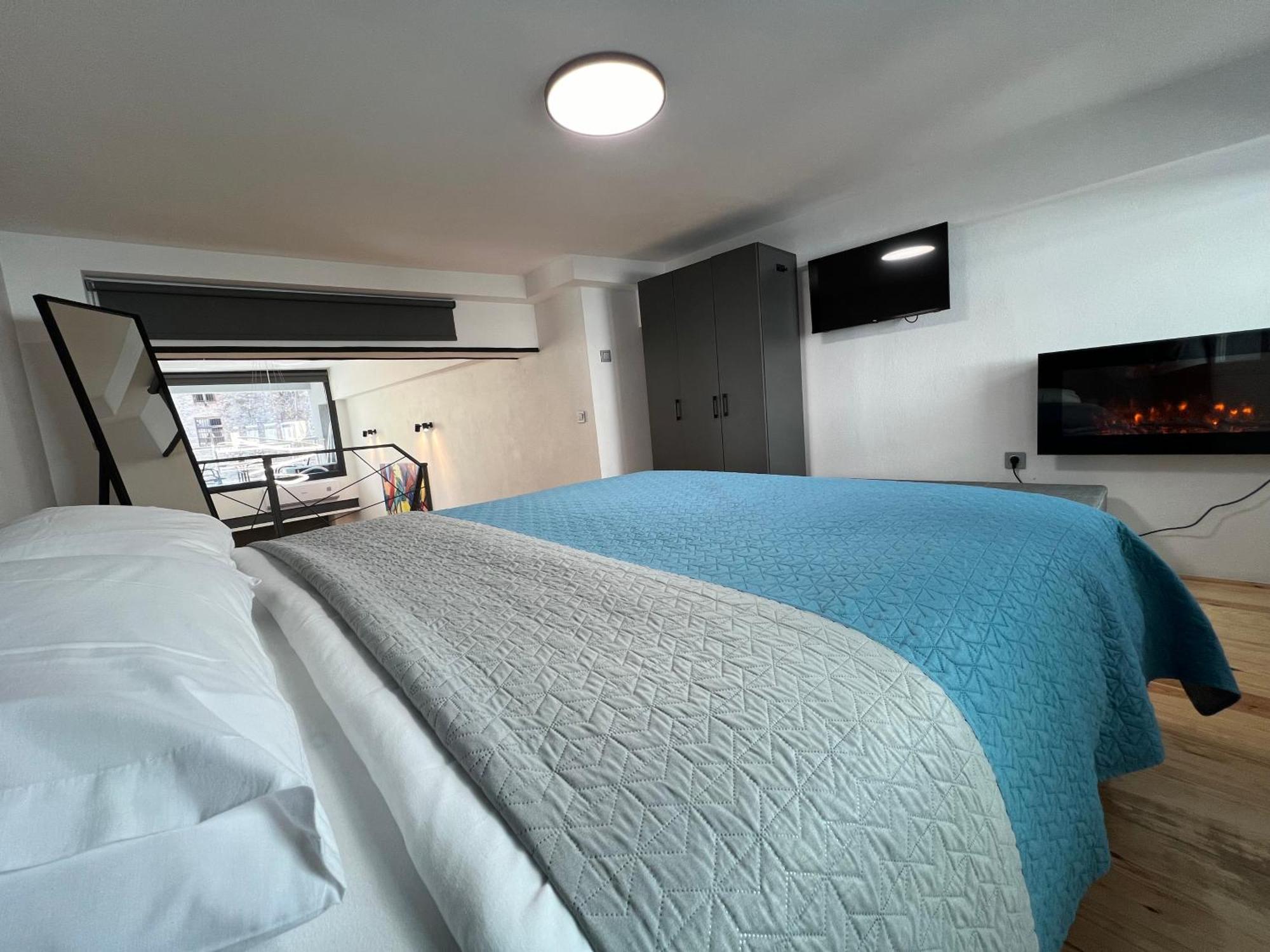 City Center Loft With Private Parking Kavala Eksteriør billede